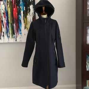 Ilse Jacobsen long, lined navy rain coat size 8